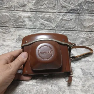 Custodie per fotocamere vintage Konica Miranda