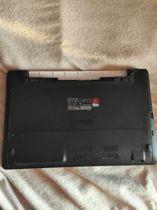 Portátil ASUS Blanco - Sin Batería