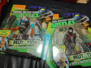 Lotto di action figure Batman e tartarughe ninja v