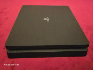 Consola PlayStation 4 Slim 1TB Negra