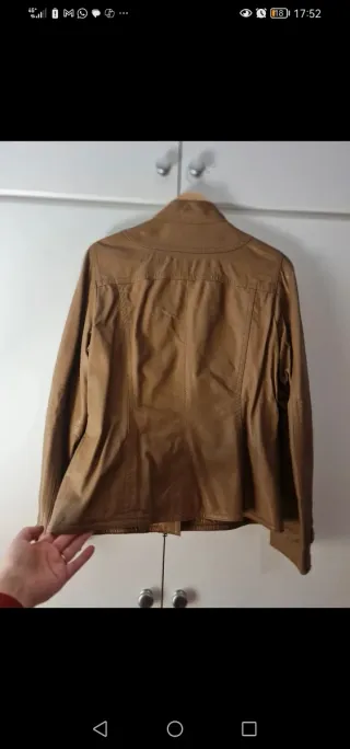 Chaqueta de piel natural marrón