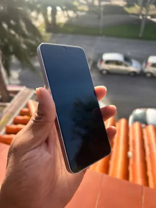 Samsung S25 256GB Morado