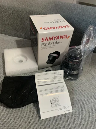 Cámara Nikon D5300 + 50mm + 14mmd