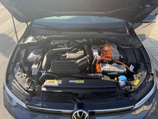 Volkswagen Golf 2025