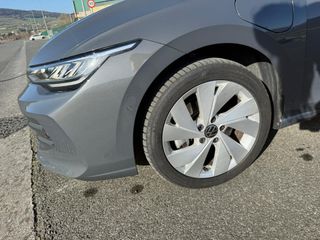 Volkswagen Golf 2025