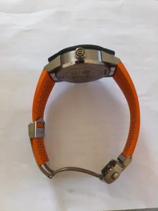 TAG HEUER Connected Smartwatch Naranja
