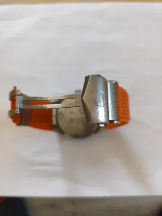 TAG HEUER Connected Smartwatch Naranja