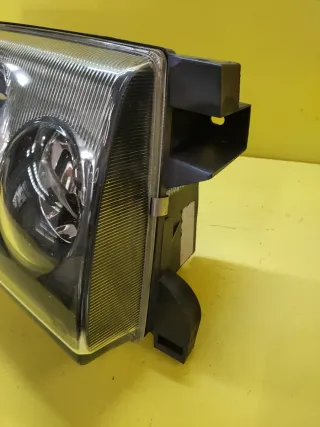 FARO DELANTERO DERECHO NISSAN TERRANO II FONDO OSC