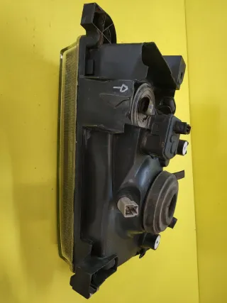 FARO DELANTERO DERECHO NISSAN TERRANO II FONDO OSC