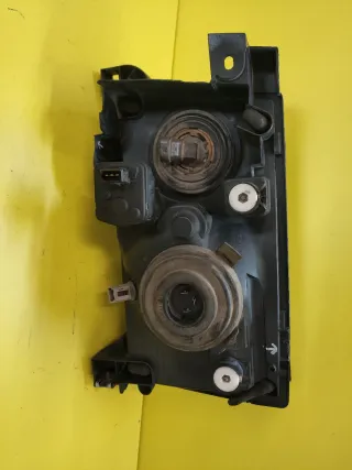 FARO DELANTERO DERECHO NISSAN TERRANO II FONDO OSC