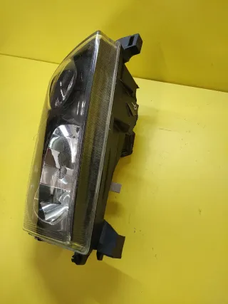 FARO DELANTERO DERECHO NISSAN TERRANO II FONDO OSC