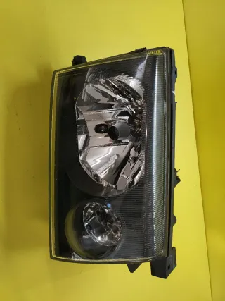 FARO DELANTERO DERECHO NISSAN TERRANO II FONDO OSC