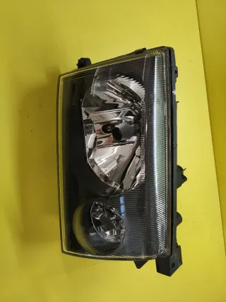 FARO DELANTERO DERECHO NISSAN TERRANO II FONDO OSC