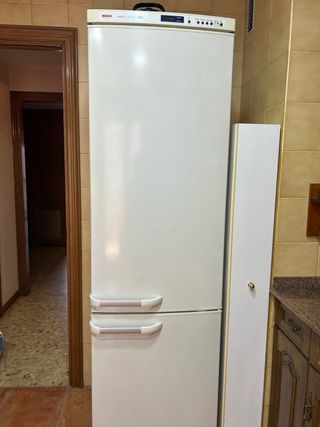 Nevera Combi Bosch 1.95m No Frost