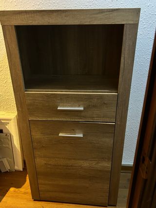 Sinfonier de madera marrón