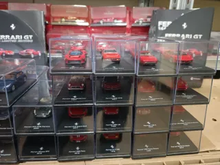 Modellini Ferrari Scala 1:64