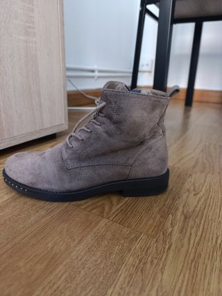 Botines camel - número 35