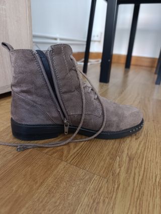 Botines camel - número 35