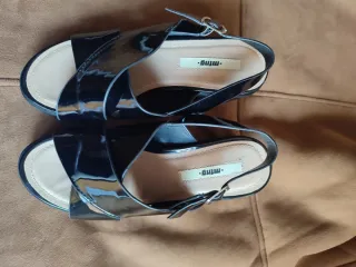 Sandalias Mustang Talla 37 Negras