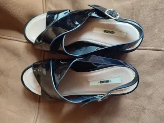 Sandalias Mustang Talla 37 Negras