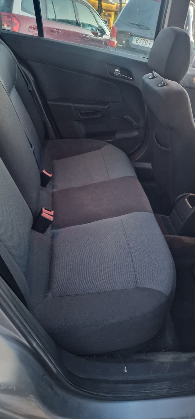 Opel Astra 2007