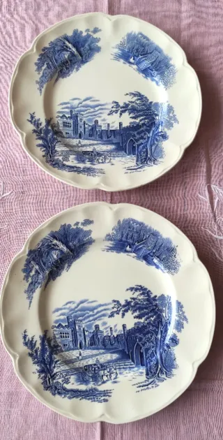 2 Piatti Johnson Bros Haddon Hall
