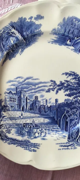 2 Piatti Johnson Bros Haddon Hall