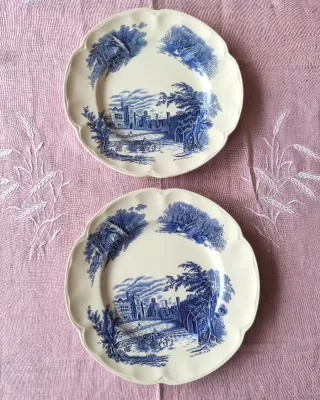 2 Piatti Johnson Bros Haddon Hall