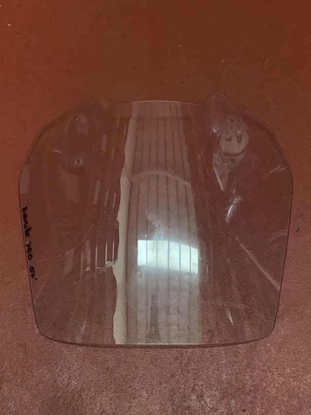Pantalla Honda Dauville 700 07