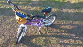Bicicleta Woom 2 Morada