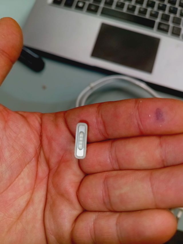 Adaptador Corriente Apple MacBook