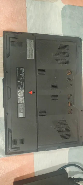 Portátil Asus TUF A15 para despiece