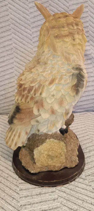 Figura Búho Real Madera y Resina