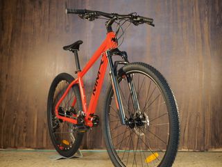 MMR KUMA 00 Talla M Roja