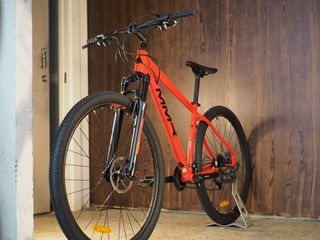 MMR KUMA 00 Talla M Roja