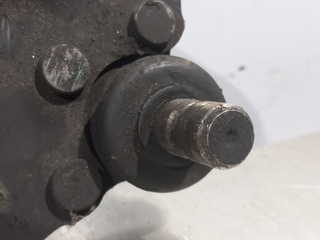 BRAZO SUSPENSION INFERIOR DELANTERO DERECHO PEUGE