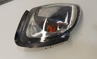 46070 261300x000 26130 0x000 piloto nissan terrano