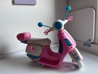 Nancy y su Scooter Original