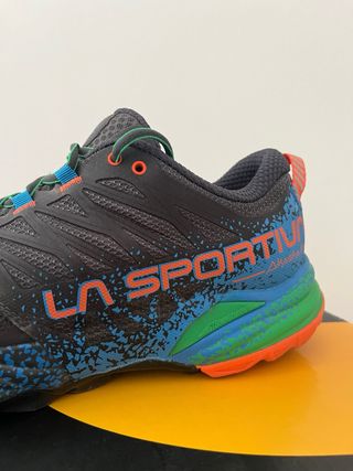 Scarpe La Sportiva Akasha II Uomo Taglia 42