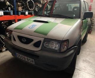 Piloto nissan 46064 261350x000 26135 0x000 terrano