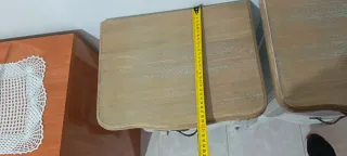 Cómoda blanca de madera