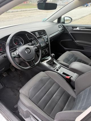 Volkswagen Golf 2016