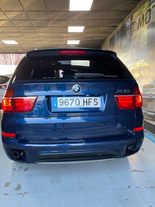 BMW X5 2011