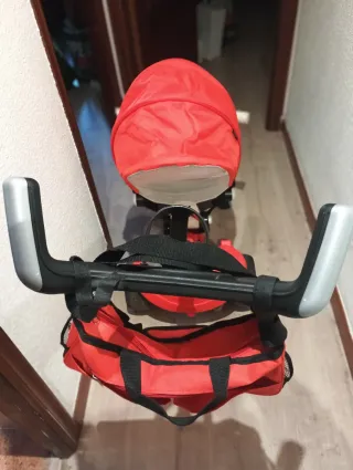 Triciclo infantil rojo