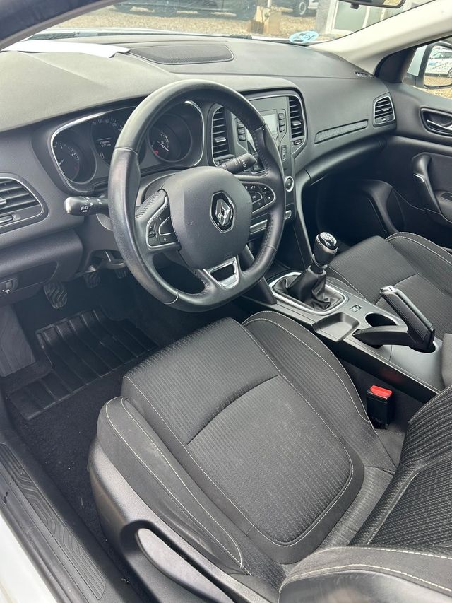 Renault Mégane Business Blue dCi 85 kW (115CV)