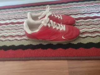 Zapatillas rojas