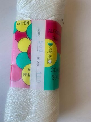 7 ovillos hilo HINCA- blanco marfil