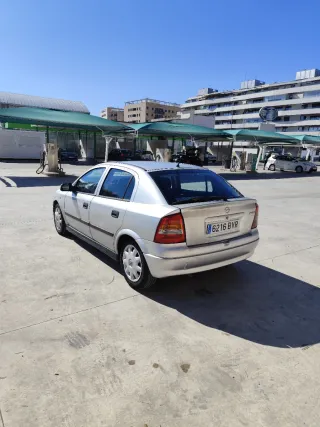 Opel Astra 2000