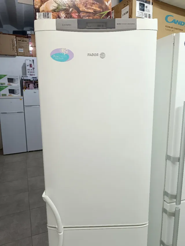 Nevera Combi Fagor, 1.85x60cm No Frost
