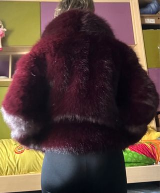 Chaqueta pelo borgoña talla XS